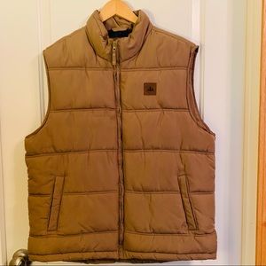 L tan field n stream vest